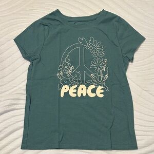 Cat & Jack Green V-Neck T-Shirt